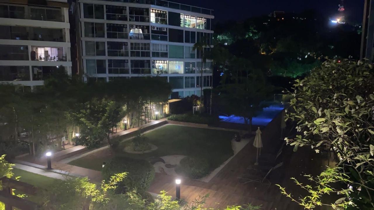 Unixx Condo Pattaya Near Walking Street ภายนอก รูปภาพ